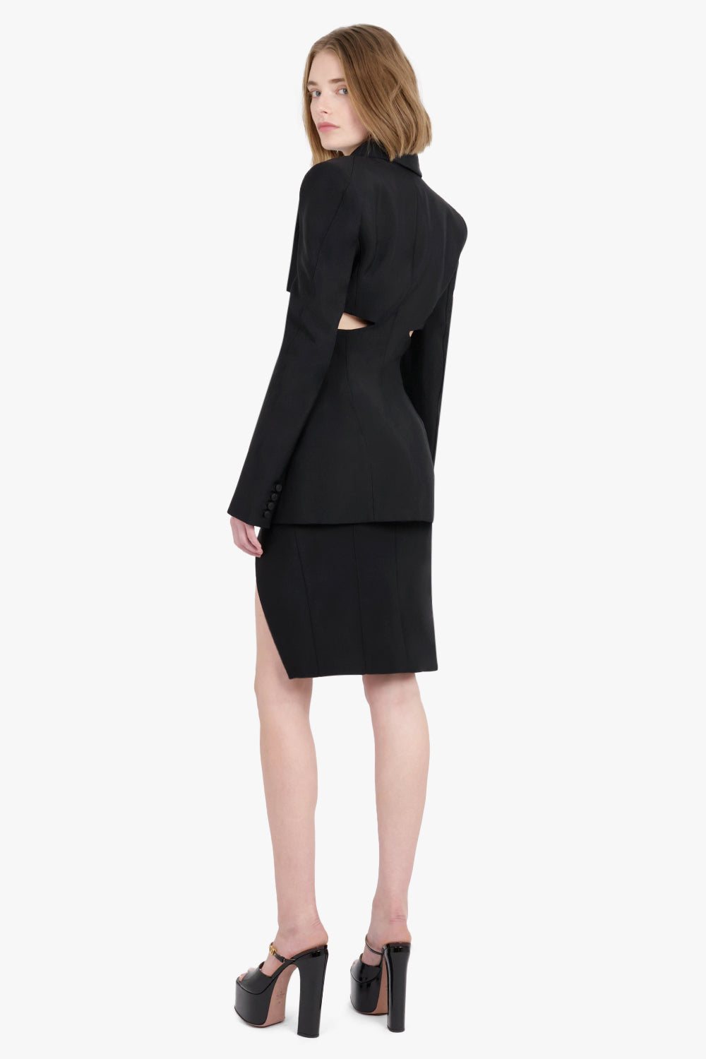 HOURGLASS HEAVY FLUID SHOULDER PAD BLAZER | BLACK